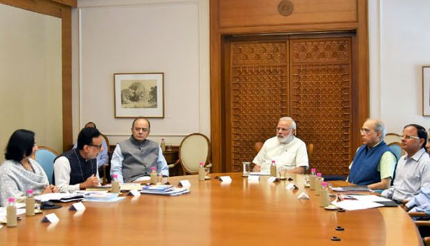Modi GST Meeting-700.jpg